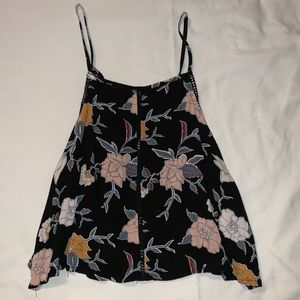 Floral crop tank top, lace detail